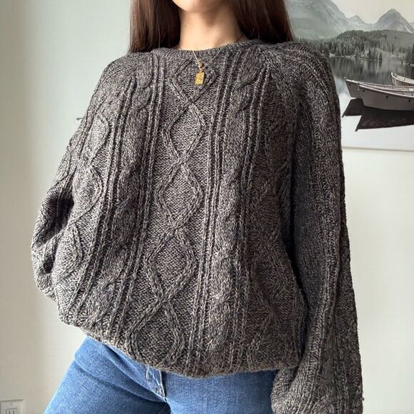 90s vintage slouchy oversized cable knit wool crewneck jumper - Picture 3 of 11